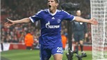 Huntelaar sẽ là Van Persie mới của Arsenal?